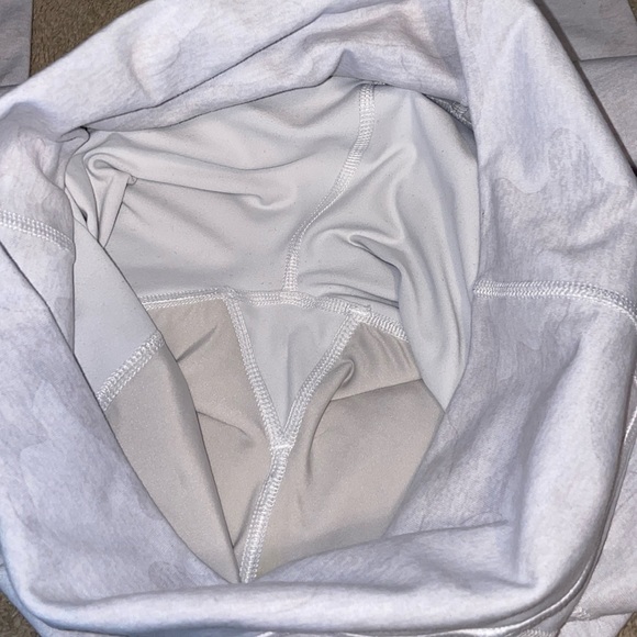 Fabletics define powerhold high-waisted legging - Picture 7 of 9